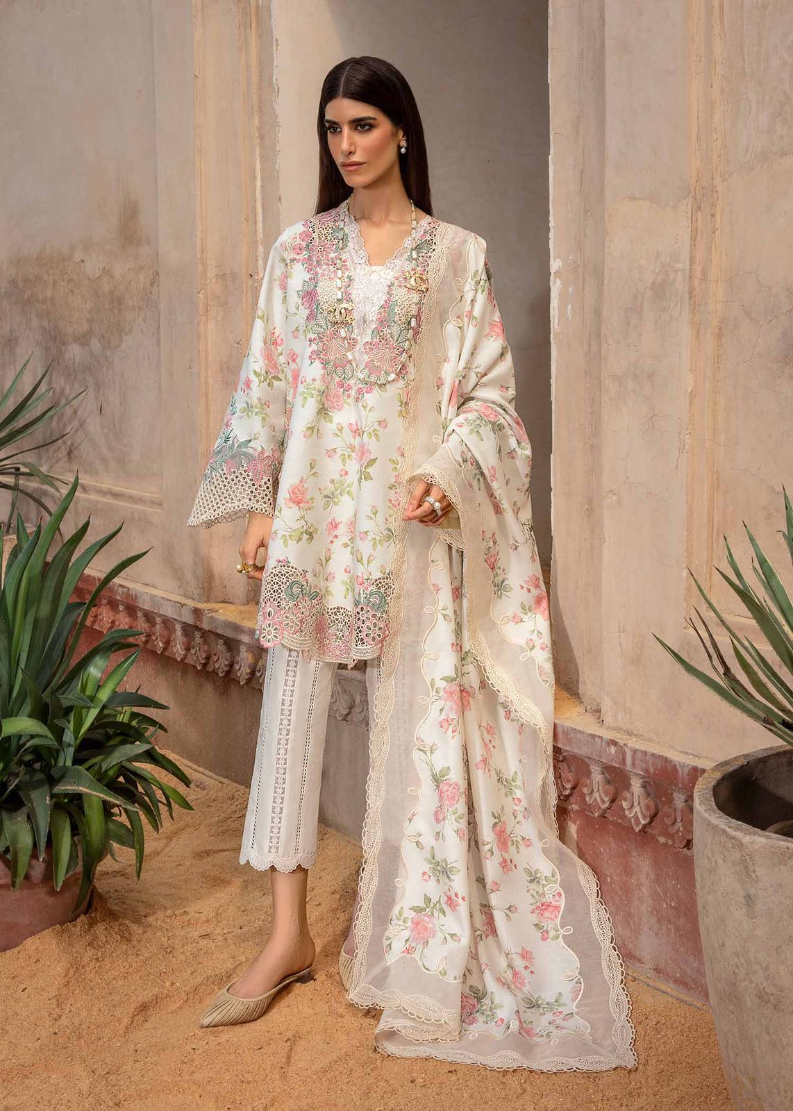 lawn embroidered printed 3pc