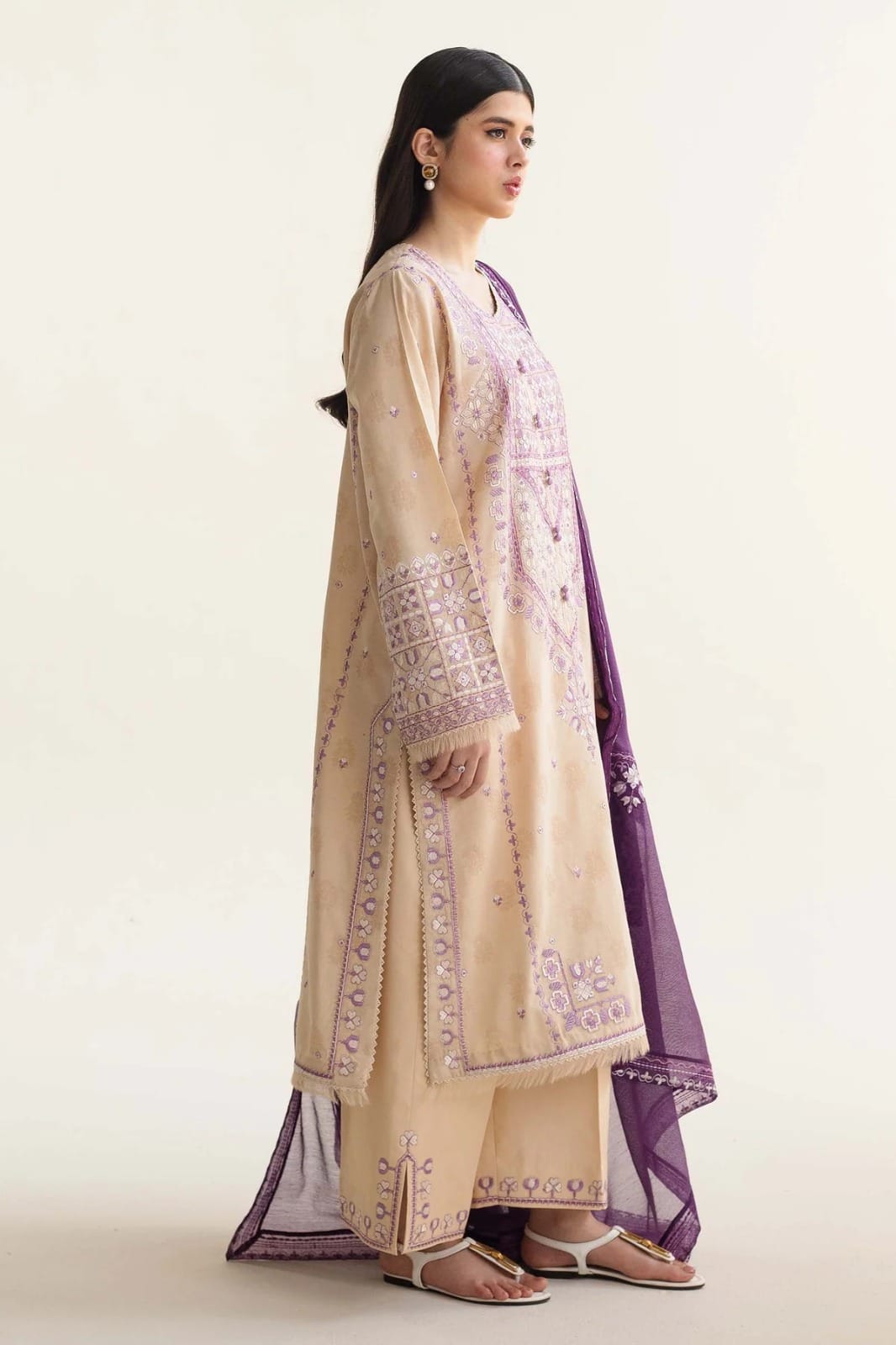 lawn embroidered 3pc