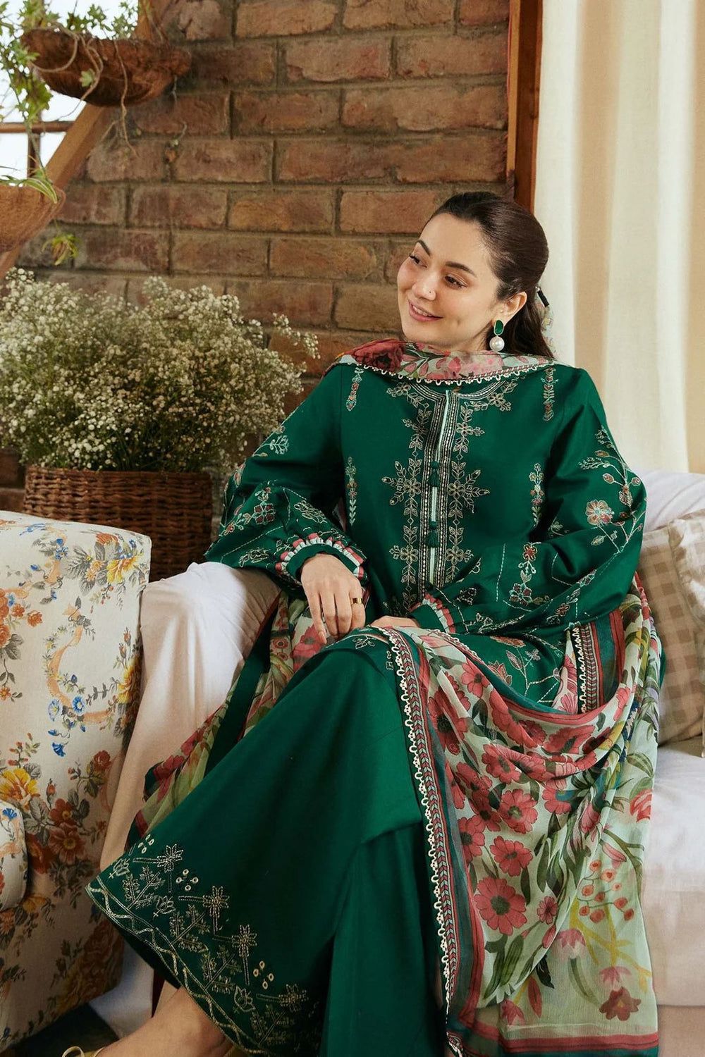 lawn embroidered 3pc